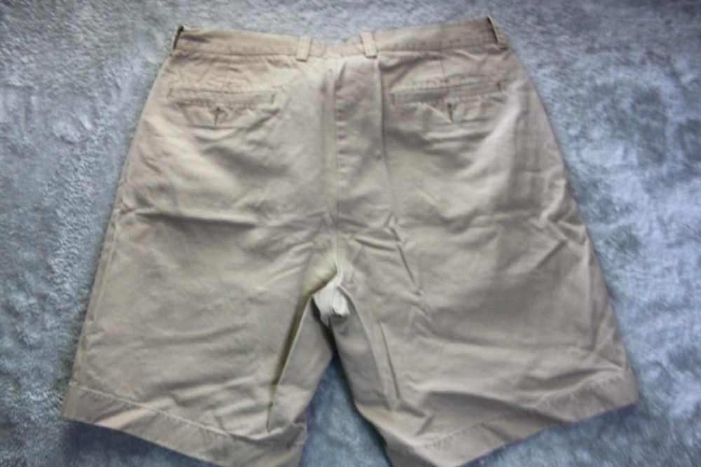 J.CREW Chino Shorts Mens 34 Beige Essential Chino Flat Front 9 Inseam Cotton
